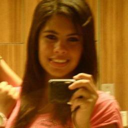 tenho 12 anos , sou aquariana , faço judô na UMBRA , ñ suporto matemática , detesto acordar de manhã !
