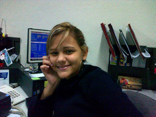 adri_1604's profile picture. 