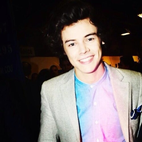 HI HEY HELLO I JUST GAVE YOU A FREE FOLLOW NOW WILL YOU PLS FOLLOW @tomlinidc THANK ILY