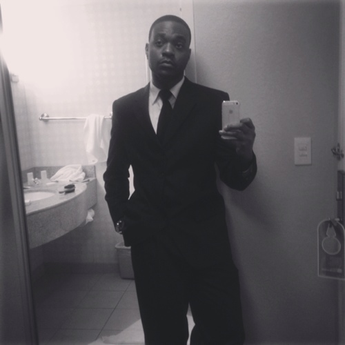 seanjtucker's profile picture. #DreamChaser