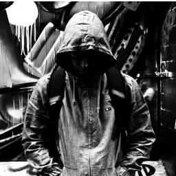 Wordsmith. Journalist. Gutter rat. Beat fiend.
Antagonist of conveyer belt media. Scavenger amongst the urban debris.