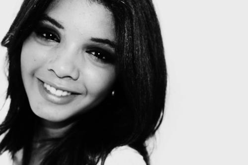 Mafechur's profile picture. Soy de mente y corazón abiertos,amo las pequeñas cosas de la vida como los cupcakes jajaja :D