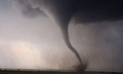 Storm Chasers from Nanaimo going to the States to capture super cells, tornado's and extreme weather conditions on camera!