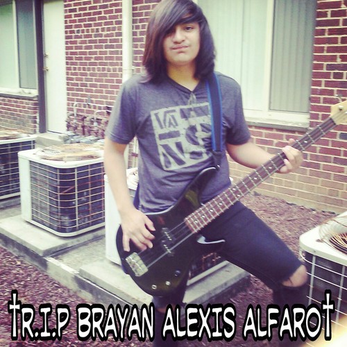 AlfaroBrides98's profile picture. Just a bassis