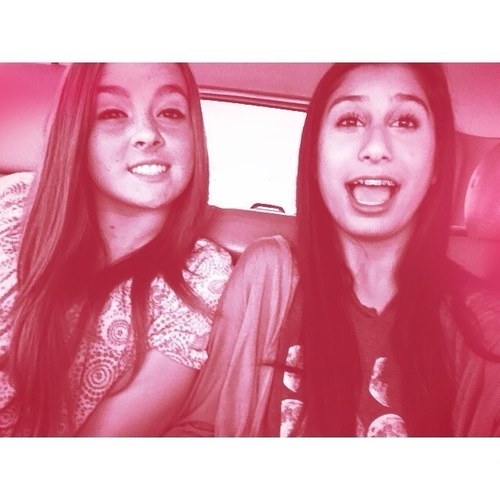 Hi im nadia and im socially awkward. Oh and i play volleyball and soccer. Instagram: @/heynadiaa