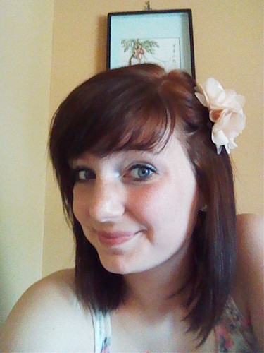 My name is Sarah I'm 18 I live to have a great time!! my friends are everything and my family is the world!