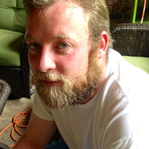 dzaun386's profile picture. 