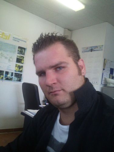 hot_sharkie's profile picture. 