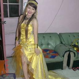 | 16y/o | TUPian | 2ndyr | cheerDancer | folkDancer | ballroomDancer | performer@zamboanga restaurant | flexible in any dances | single | :)