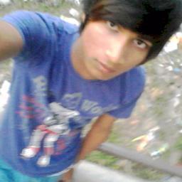 SezzyAdolph's profile picture. Bands ruined my life (not a good way) -.-f