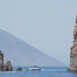 alitertour's profile picture. 