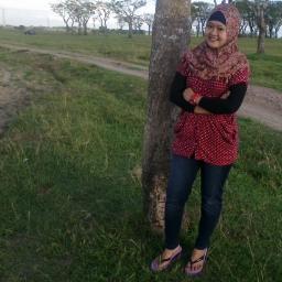 idhafattah's profile picture. 