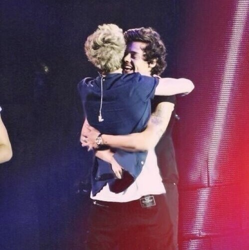 tonystarkasm's profile picture. FREE FOLLOWS