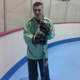 hey all im trav 14 years old love hockey and skating just a normal teenager trying to work out what this lifes about i am who i am nothing special just me.x
