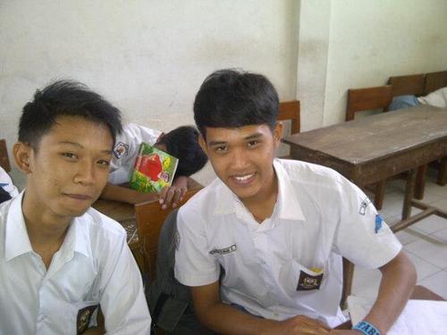 febrianto315's profile picture. dont worry | aku bukan nabi | pat gulipat | woyo woyoo | hogya | yomandt |»hidup ®eggae°° uyeee« | bob marley :D