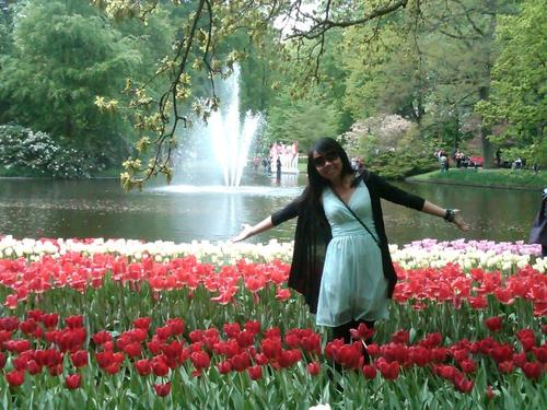 PrilaArizki's profile picture. Mind your business!!