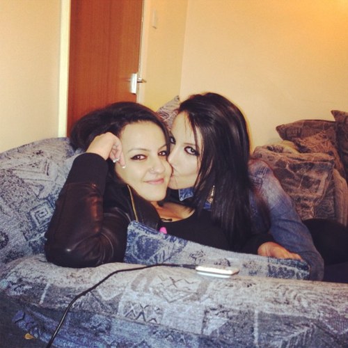 Gizos_96's profile picture. That's all you need to know for now;) Bbpin:2A7847D1 insta: gizemezziiyy