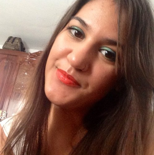 NadiaPerezOrt's profile picture. Periodista. Finalmente pre-parada en lo mío. Afortunada por tener un puesto de trabajo. Moda, mucha moda, colores, música, y tú. Se hace camino al andar...