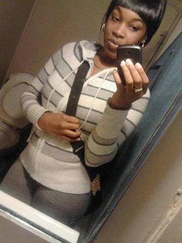 Str8Juggg's profile picture. #Twanetta , #HiggghPoint , #Juggg , #Soufsideee , #1Lovee , #19 , #Brownskinn , #No Bio Needed JUST FOLLOW !