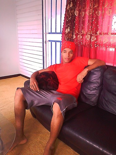 my name is kevin thomas glasgow i am 22 year old i am live in the south American suriname
