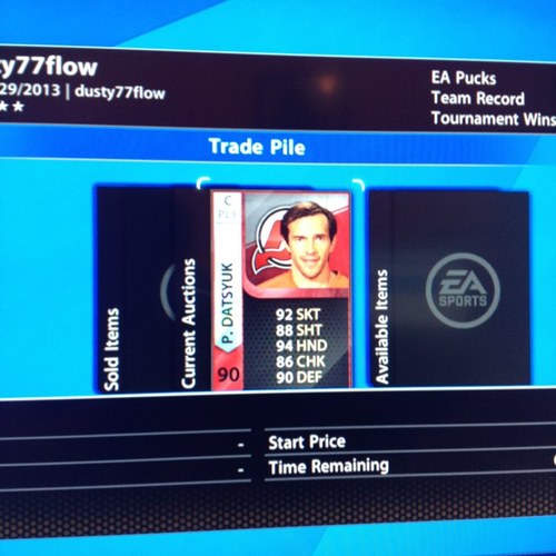 nhlhuttrader's profile picture. 