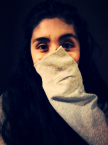 Holi, me llamo Bárbara, tú no (? soy Chilena de Chile, me gusta la música bien musical y la comida que se come. Listo mucha información. 《 Metal- Rap- Pop 》