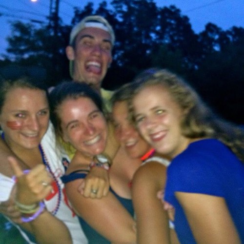 cmtarbss's profile picture. hey.