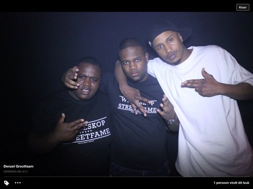 DennAK__'s profile picture. Insta ; denn1106