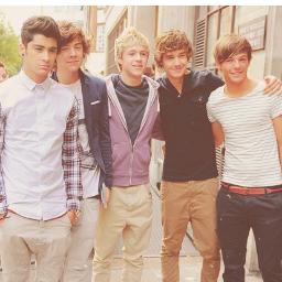 one direction birtane niall açyine nin twitter resmi hesabı