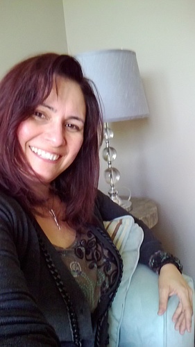 paulinesl's profile picture. human becoming, mompreneur, still figuring out the rest