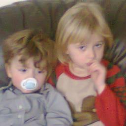 my name is laura i love my gf and friends and family i also love walker out of hollyoaks and eminem if you follow me i will follow you back ;) i lv martyn 4ever