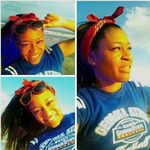 Miss APhiA '11-12.Secondary Education Major.Preschool Teacher.Ruzzle Olympian.Challenger of Life.Walking with my Jesus and not YOU!