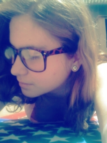 Soy demasiado fea para chica Tumblr. @Fuckmybodymind es mi alter ego. Lolaso.