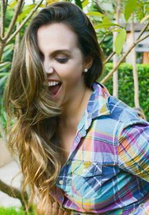 E se tudo der certo, hoje vai dar merda ... Eu nao nasci assim, mas eu sou assim! Ela é bala mestiça a todo gás! HAHA ACEITEM! Todo amor é sagrado @ANGELIS_ ♡