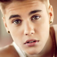 plotwist_FR's profile picture. Contact les auteures. (@itscelineful) et (@avonswolff). ▬ Twitter de la traduction officielle.