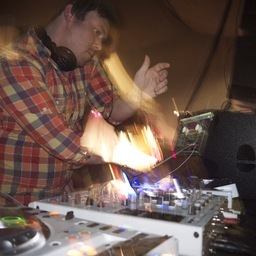 DJ * mash-up * remixer ~ Nu-Disco/Deep/Tech/Electro House, occasionally a few DnB tracks too - if the mood's right. 

I love music, and pies :-)