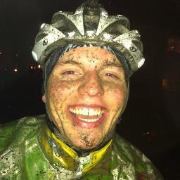 Cyklist. Oftast i solsken. Sällan i dåligt väder. http://t.co/dBgaAJppSc