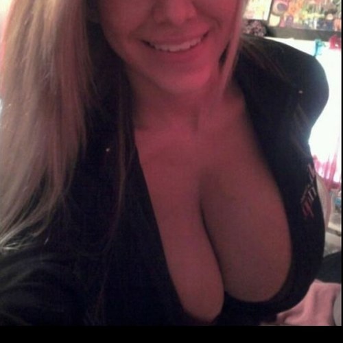 chiveon_FLBP's profile picture. 