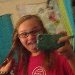 I'm maddi , I'm in love with Taco Bell and Acacia Clark, and One Direction, Yepp!!