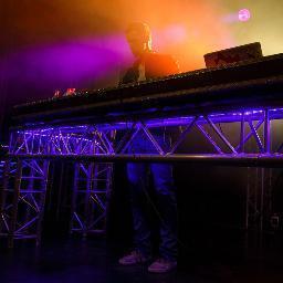 DJ/Producer | Info: info@tomsavi@gmail.com | booking: booking@tomsavi.nl | http://t.co/bsv0eAQYQW |