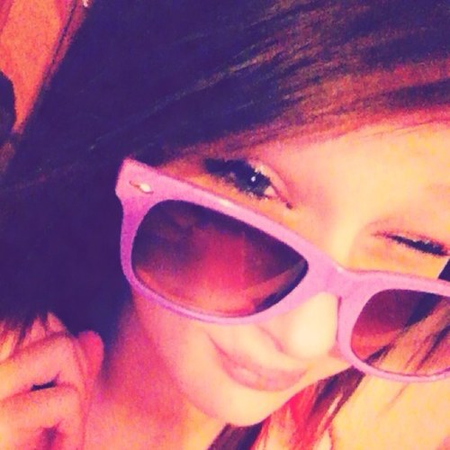 Hi, Brittney anns the name(; follow me i follow back!(: