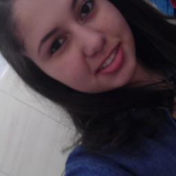 ♪ Como esquecer o beijo que você me deu
Não sei se era para esquecer ou lembra
E ficou um pedaço de você em mim
E hoje eu quero te ver pra me entregar ♫
