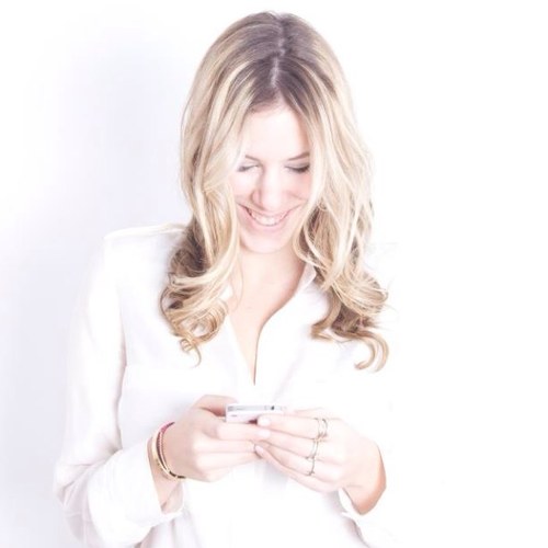 twit_tina's profile picture. Founder of @netrobe and @apoella | Dream chaser | Twitter-life moto: You are who you follow