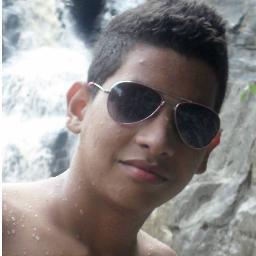 Nunca Julgue Uma Pessoa Sem Conhece-la :))