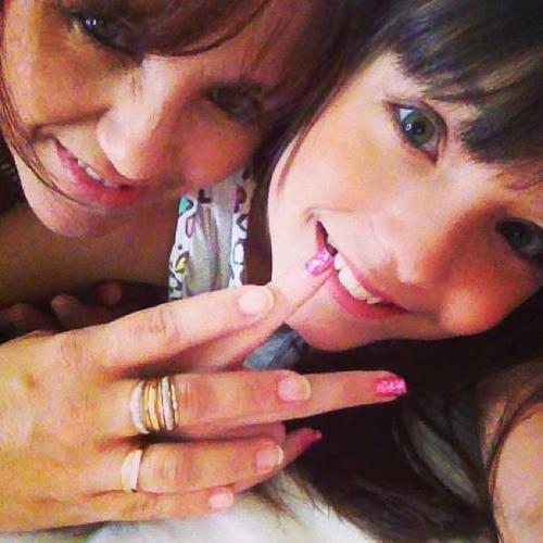 oi sou a SILVANA mãe da larissa manoela sou oficial qualquer outro é fake !sigam a pagina pf *_* tudo que é bom dura o suficiente obg por me fazer FELIZ
