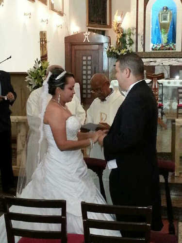 Profesor de Educación Fisica, amante de la naturaleza, loco de amor por mi esposa. Emauseano hijo de Dios TODOPODEROSO. Jesucristo ha Resucitado!