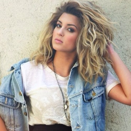 Compte français sur Tori Kelly. | French account.
