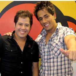 Hugo e Tiago apendi amar e respeitar,orgulho de ser Fã,de pessoas tão especiais e de um talento imenso,Amo D+