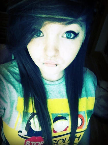 57leea_ik_25257's profile picture. 