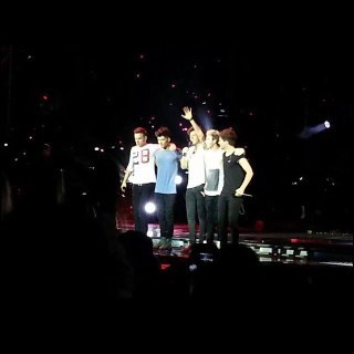 Directioner. Sheerio. On 12\01\12 @JimmyBennett followed and @LiamPayne followed on 8\03\12. 19 MAGGIO 2013.